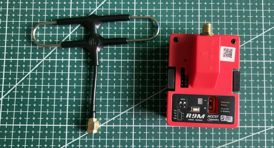 FrSky R9M ACCST 900MHz super L - Frsky Receiver Module 评论和价格