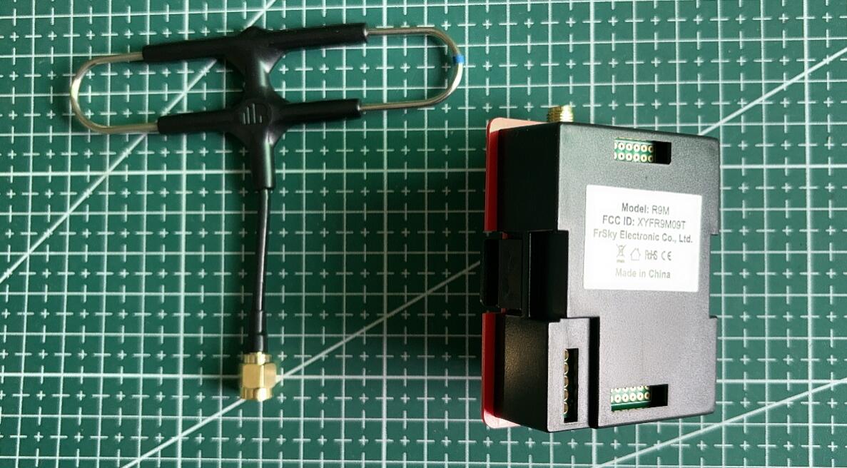 FrSky R9M ACCST 900MHz super L - Frsky Receiver Module 评论和价格